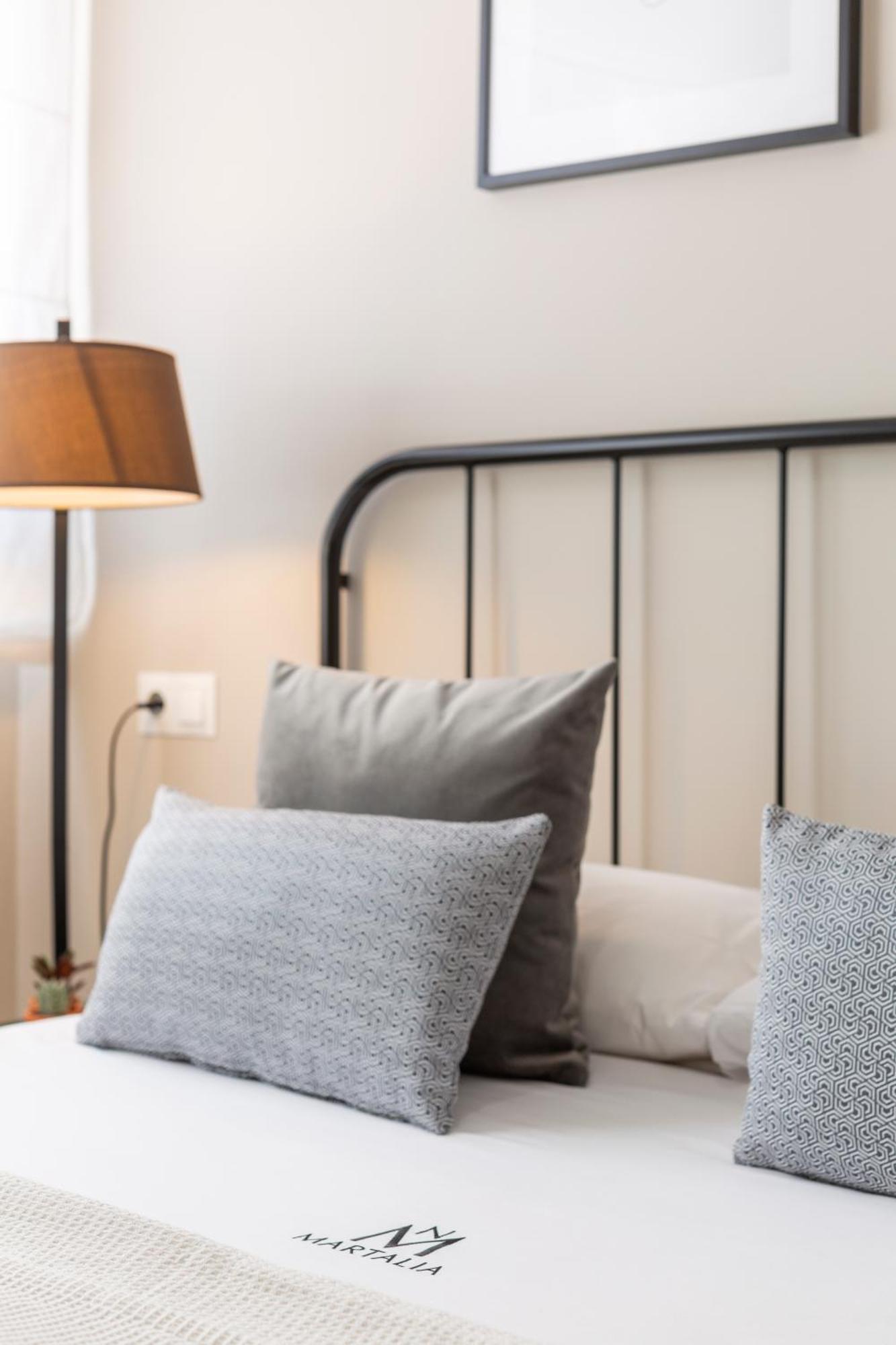 Apartamentos Martalia Aticos Deluxe روندا المظهر الخارجي الصورة