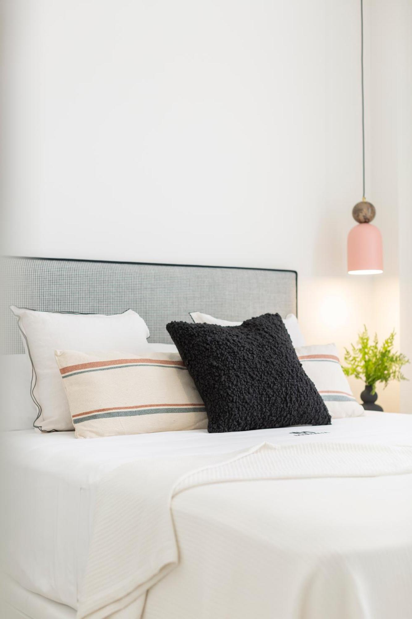 Apartamentos Martalia Aticos Deluxe روندا المظهر الخارجي الصورة